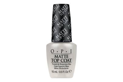 A top coat that will make any nail polish matte