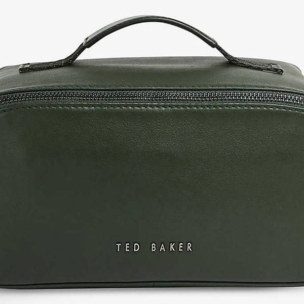 23 Stylish Toiletry Bags 2021 For Your Next Staycation Glamour UK