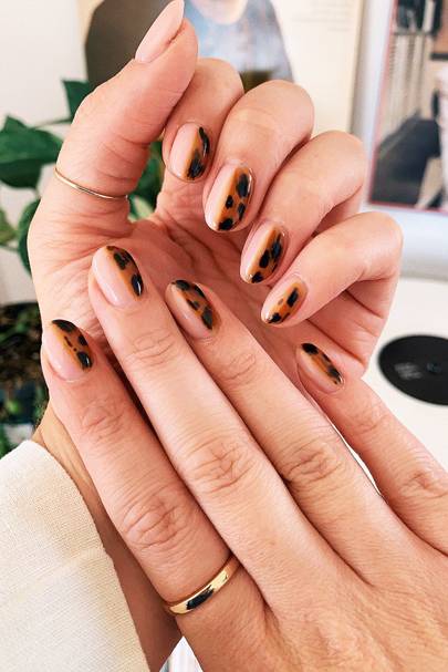 Tortoiseshell Nail Trend For Autumn Glamour Uk