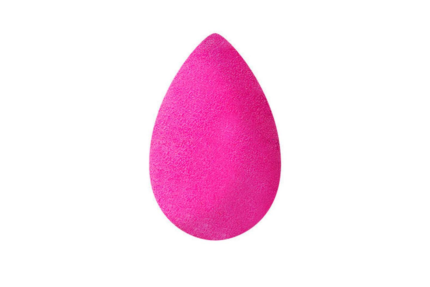 The Best Makeup Sponges And Beauty Blenders And What Each Shape Is Meant For Glamour Uk