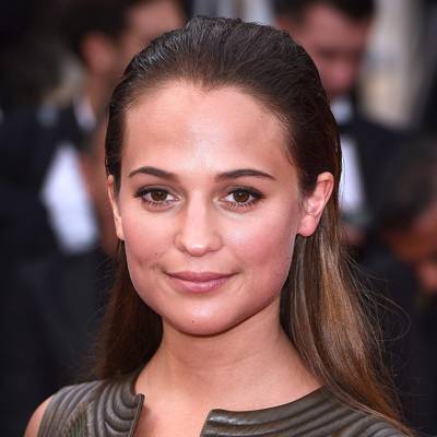 Alicia Vikander hair & makeup - best beauty looks 2016 | Glamour UK