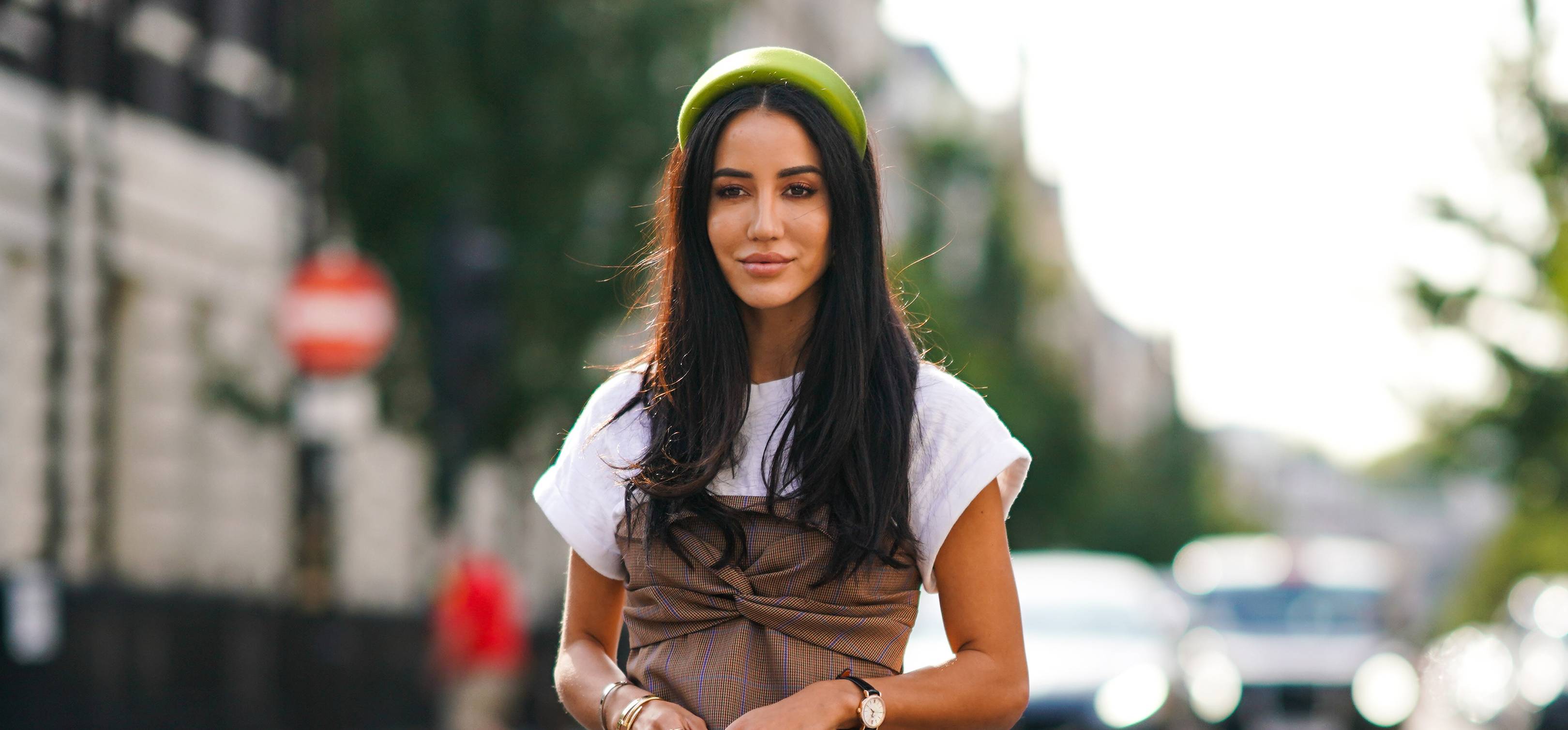 How To Wear A Headband 5 Trends Everyone Will Be Wearing This
