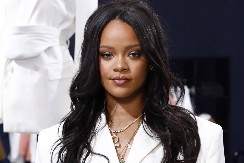 Fenty Is Praised By Fans For Not Retouching Scars In Campaign Images ...