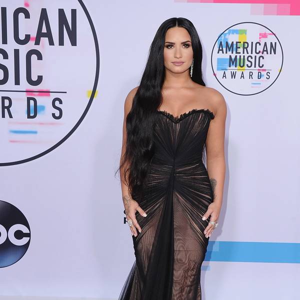 American Music Awards 2017 Outfits And Fashion Talking Points Glamour Uk 9081