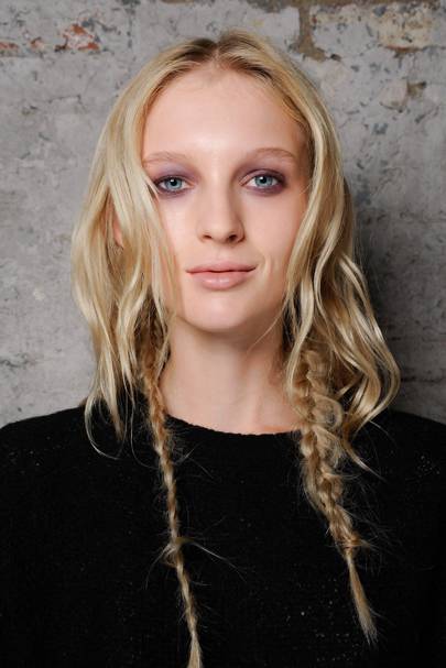 Festival hairstyle ideas 2018: braids, curls and colours 