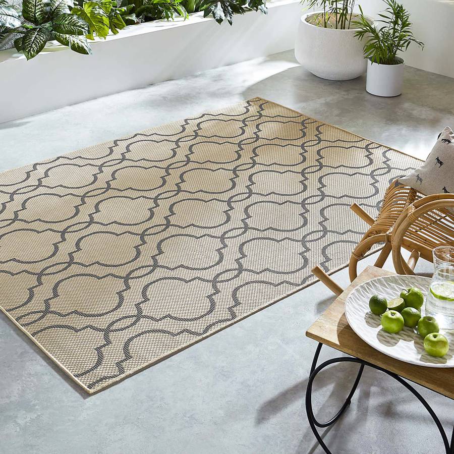 21 Best Outdoor Rugs UK For All Budgets Glamour UK