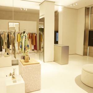 Zara's Stratford Flagship Just Re-Launched With Incredible Tech ...