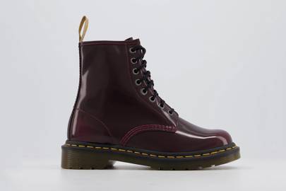 15 Best Vegan Shoes for Women: From Vegan Boots PETA Green