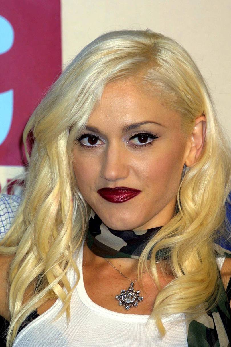 Gwen Stefani: Look Book - Celebrity Hair Hairstyle Make-up Pictures 