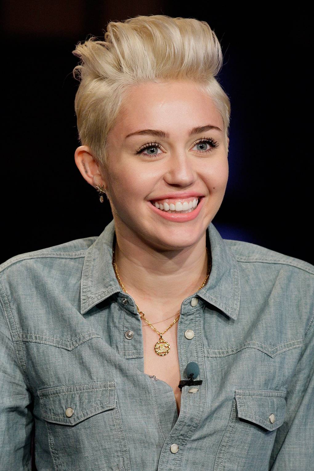 Miley Cyrus Hairstyles - Best Hair, Makeup & Beauty Looks | Glamour UK