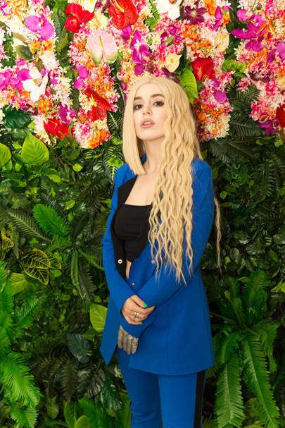 Sweet But Pyscho S Ava Max On Sexism In The Music Industry And Beauty Glamour Uk - kings and queens roblox id code ava max