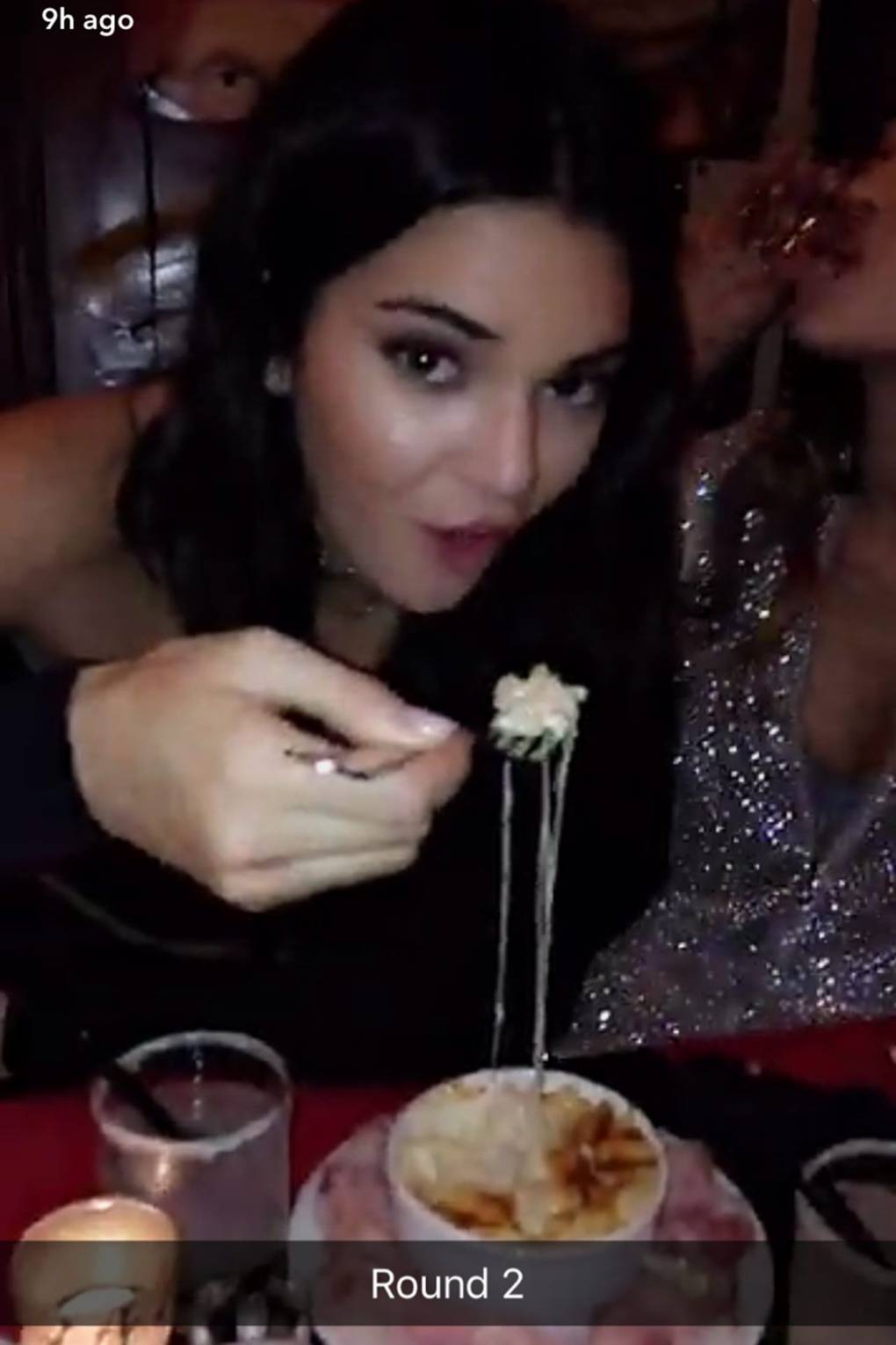 Kendall Jenner Gigi and Bella Hadid eat burgers after ...