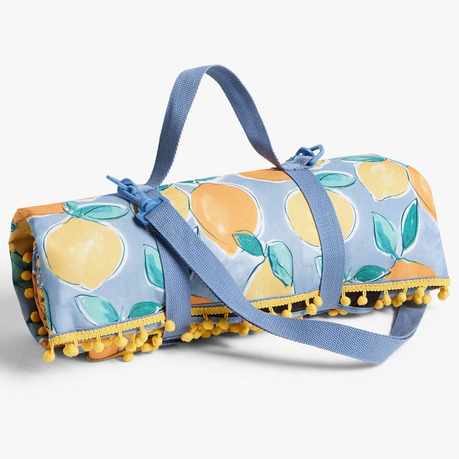 15 Best Picnic Blankets 2021 Picnic Rugs For Summer Glamour UK