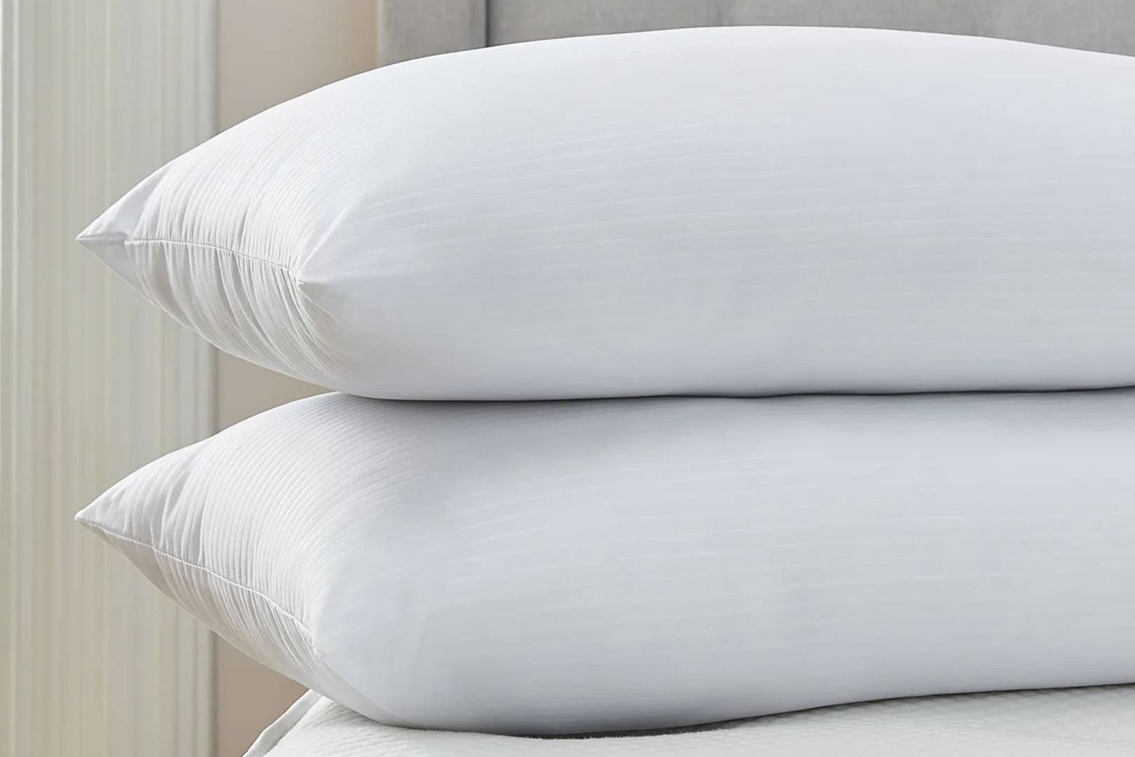 15 AntiAllergy Pillows Best Pillows For Allergies Glamour UK