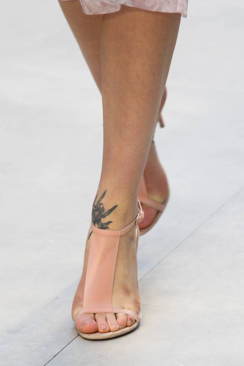 Models with tattoos Kendall Jenner Gets Small White Tattoo Models