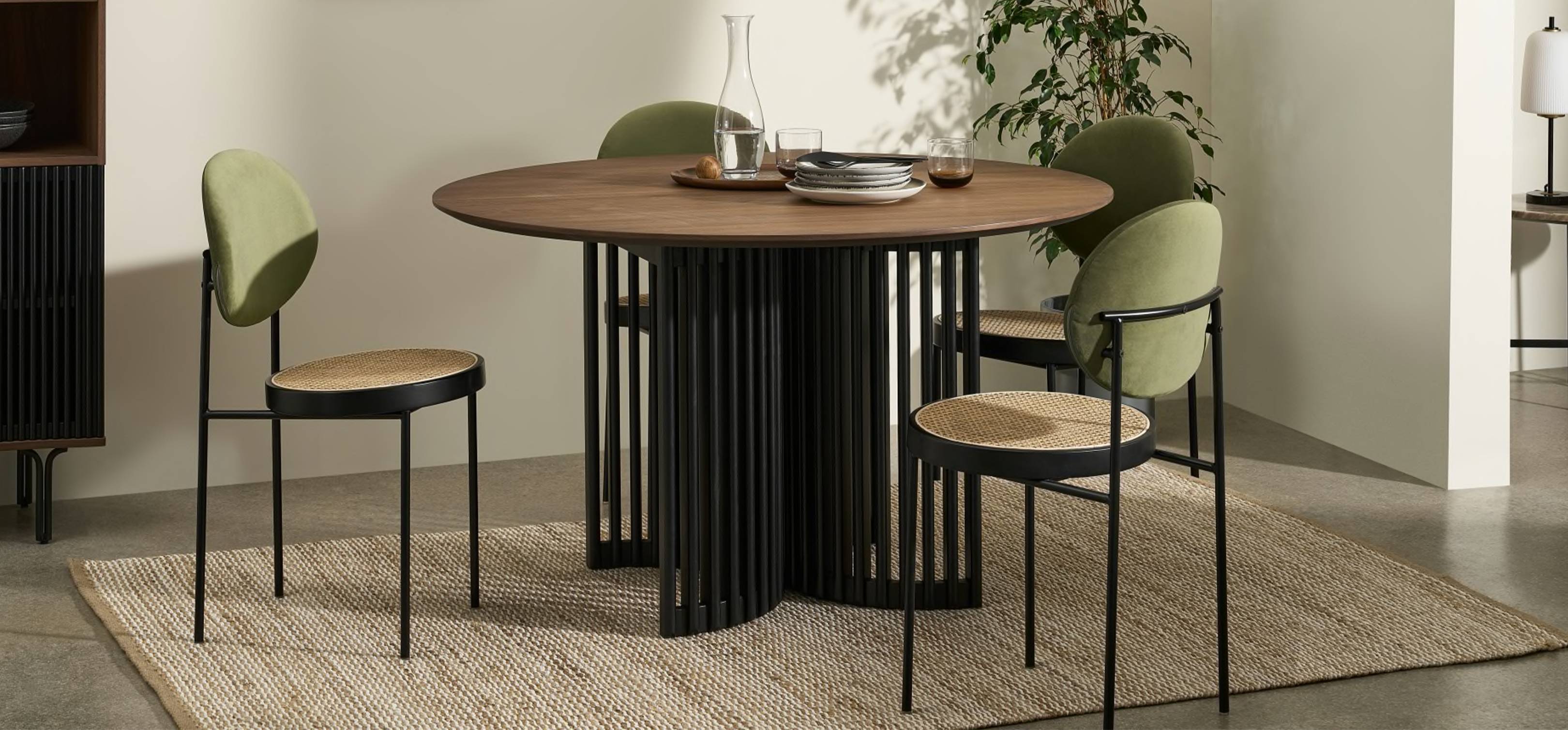 Space Saver Dining Room Sets - Ultimate Space Saving Dining Table Set Expand Furniture Folding Tables Smarter Wall Beds Space Savers / Explore our catalog for these and other modern transforming dining sets.