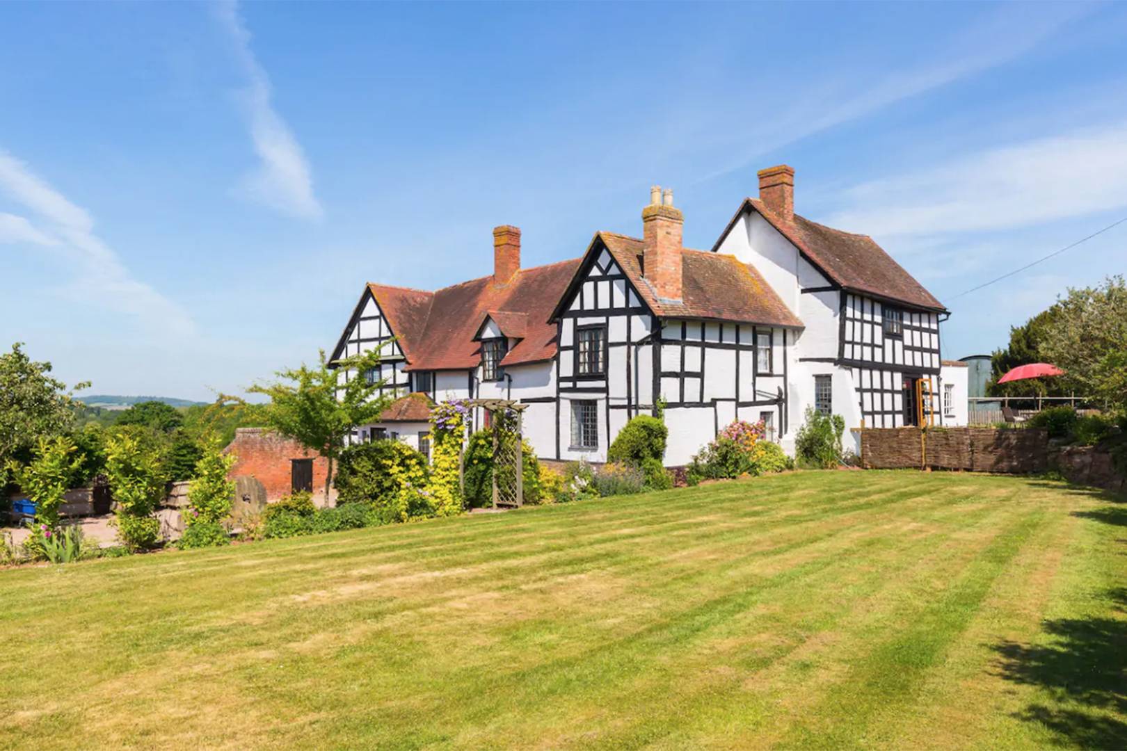 19 Best Hen Do Destinations in the UK British Hen Party Houses Glamour UK 19 Best Hen Do Destinations in the UK British Hen Party Houses Glamour UK