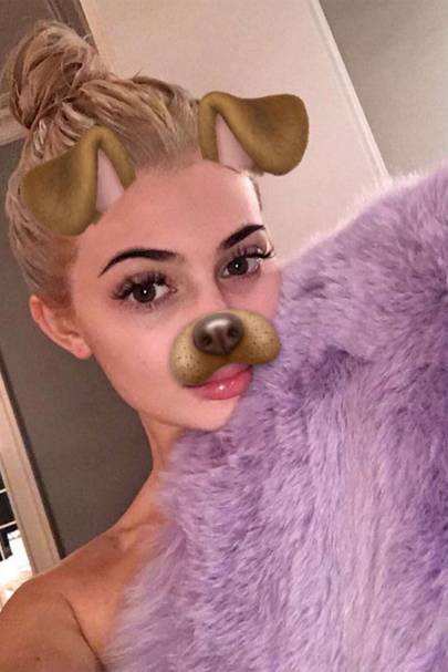 Kylie Jenner Blonde Hair On Snapchat Glamour Uk 