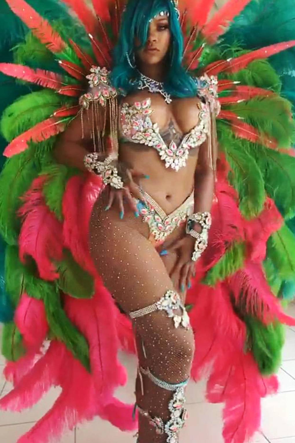 Rihanna Crop Over Festival 2018 Outfit Glamour Uk,Cartoon Girl Wearing Beanie