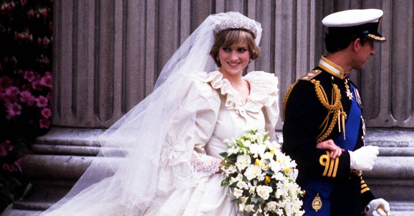 Princess Dianas Wedding Dress Designer Facts Worth Glamour Uk