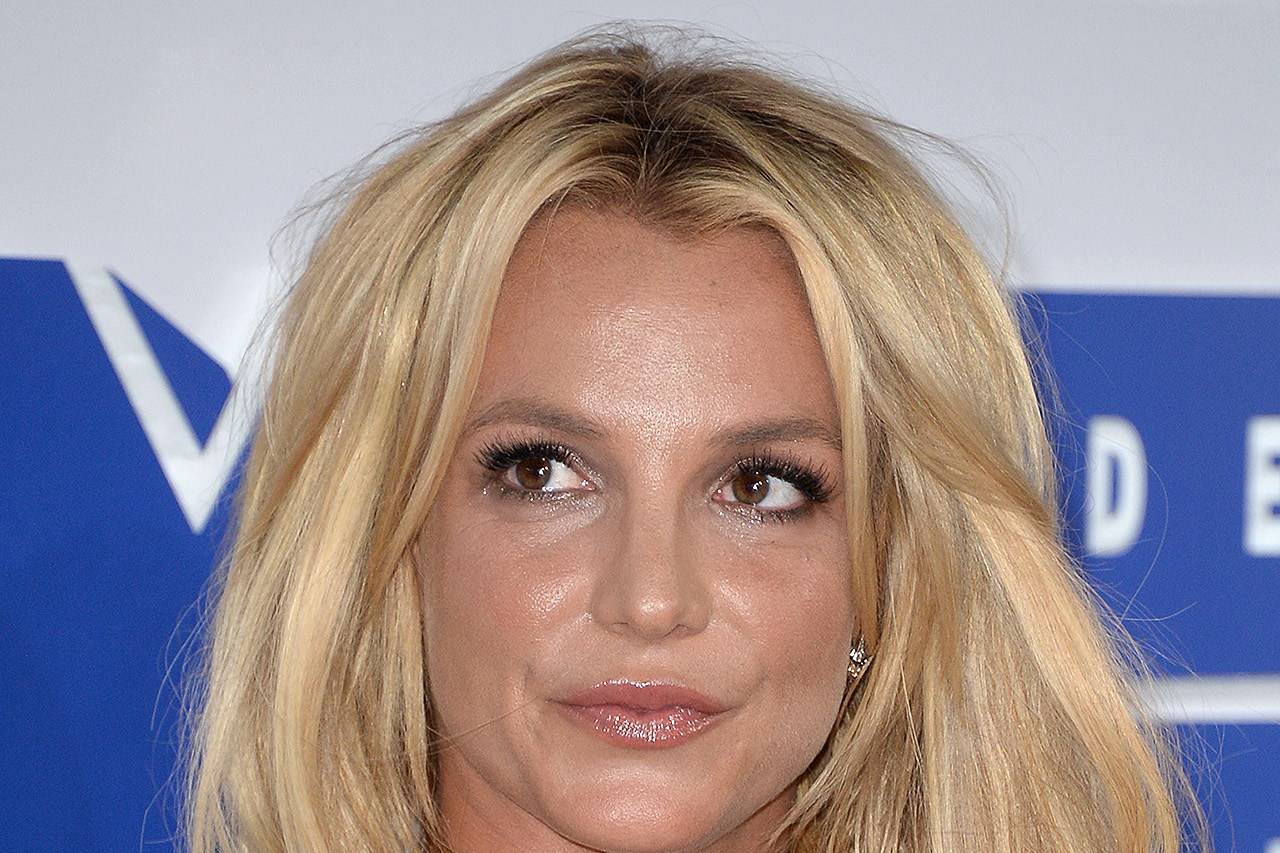 Britney Spears: Then and Now - Celebrity Beauty and Style on GLAMOUR ...