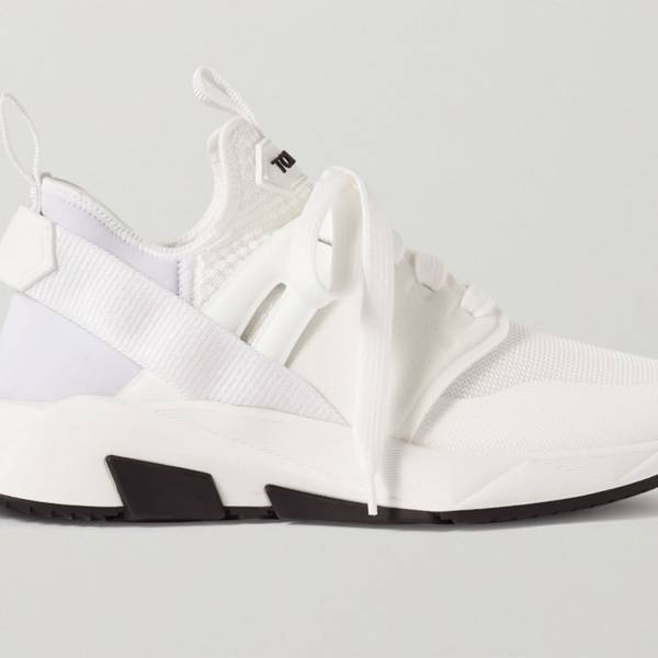 white trainers summer