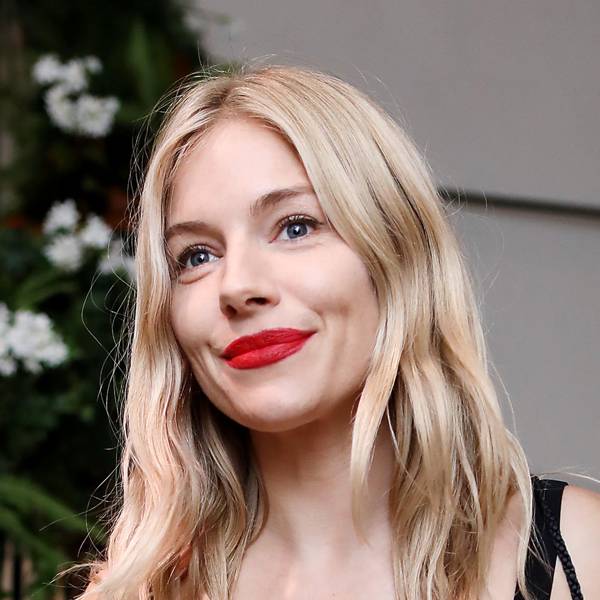 Celebrities Wearing Red Lipstick Best Red Lips Makeup Shades Glamour Uk 
