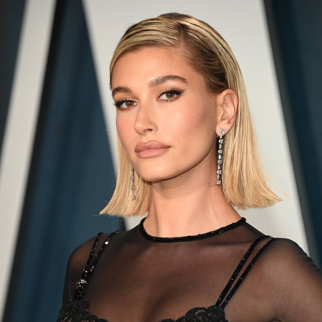 Image: Hailey Bieber's makeup artist exclusively reveals how she created this romantic Oscars party makeup look