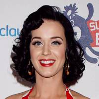 Katy Perry Short Hair: Blonde Pixie Crop | Glamour UK