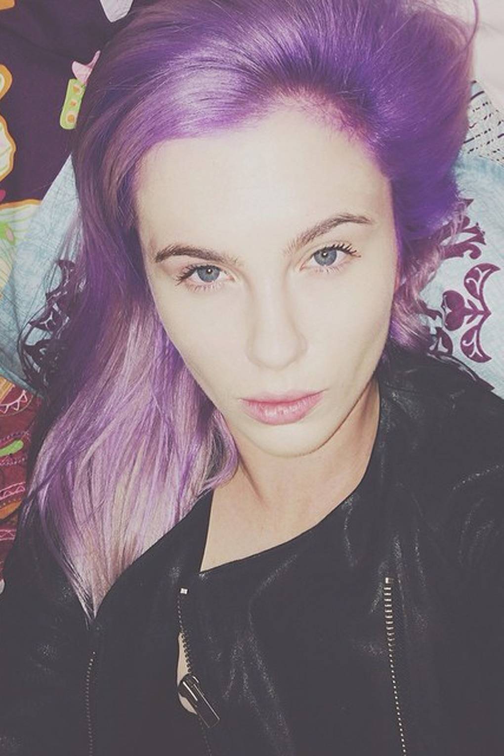 Ireland Baldwin Purple Lilac Hair Celebrities With Lilac Hair