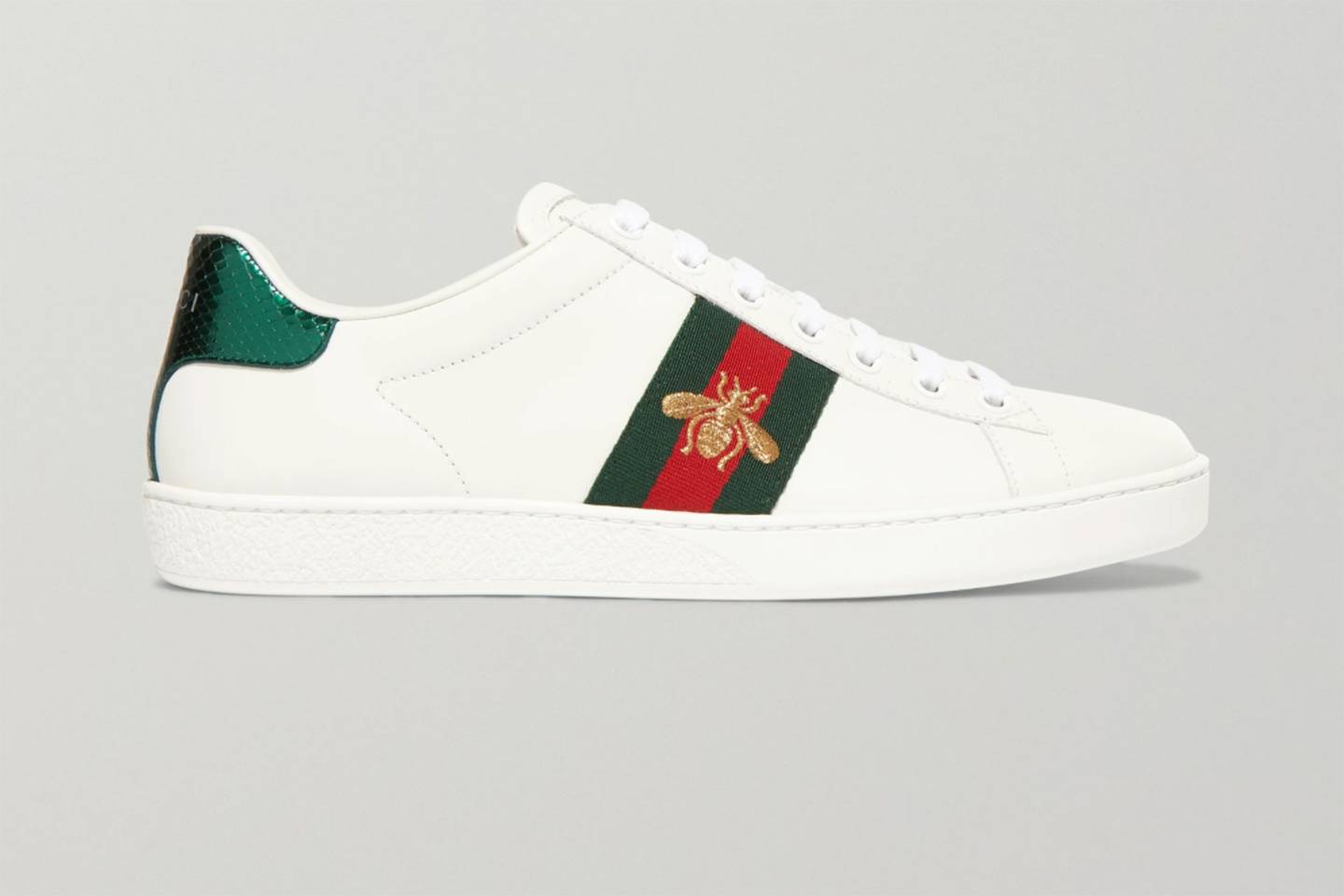 womans white trainers