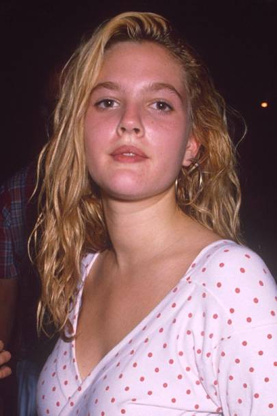 Drew Barrymore’s hair: short, balayage and her natural hair colour