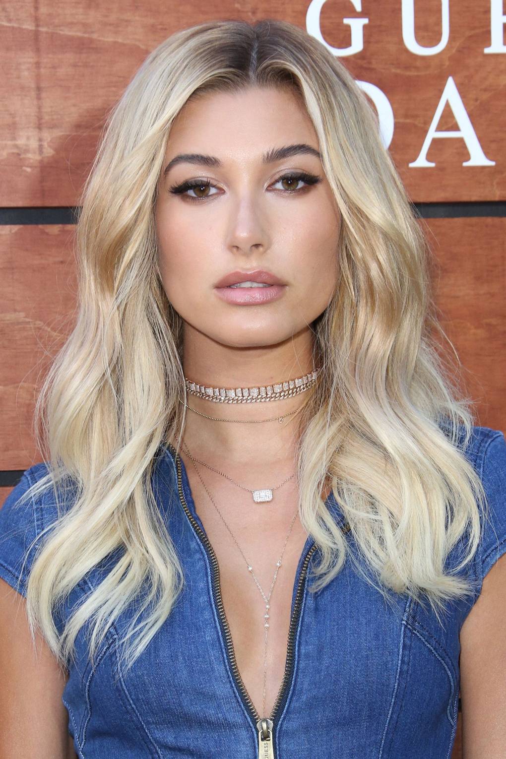 Hailey Baldwin Best Hair & Makeup Looks | Glamour UK