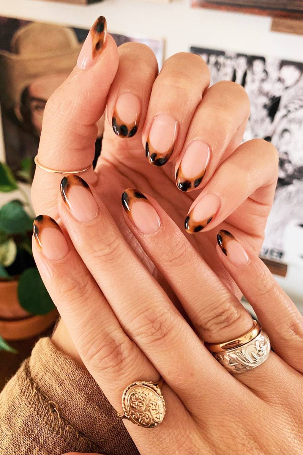 Tortoiseshell Nail Trend For Autumn Glamour Uk