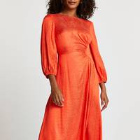 autumn wedding guest outfits 2021