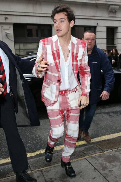 worst outfit harry styles