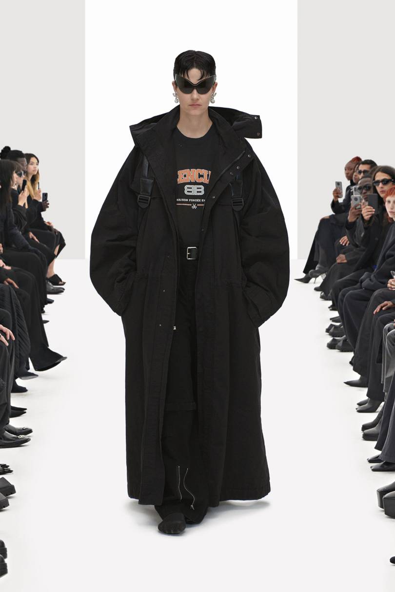 vltn bucket hat