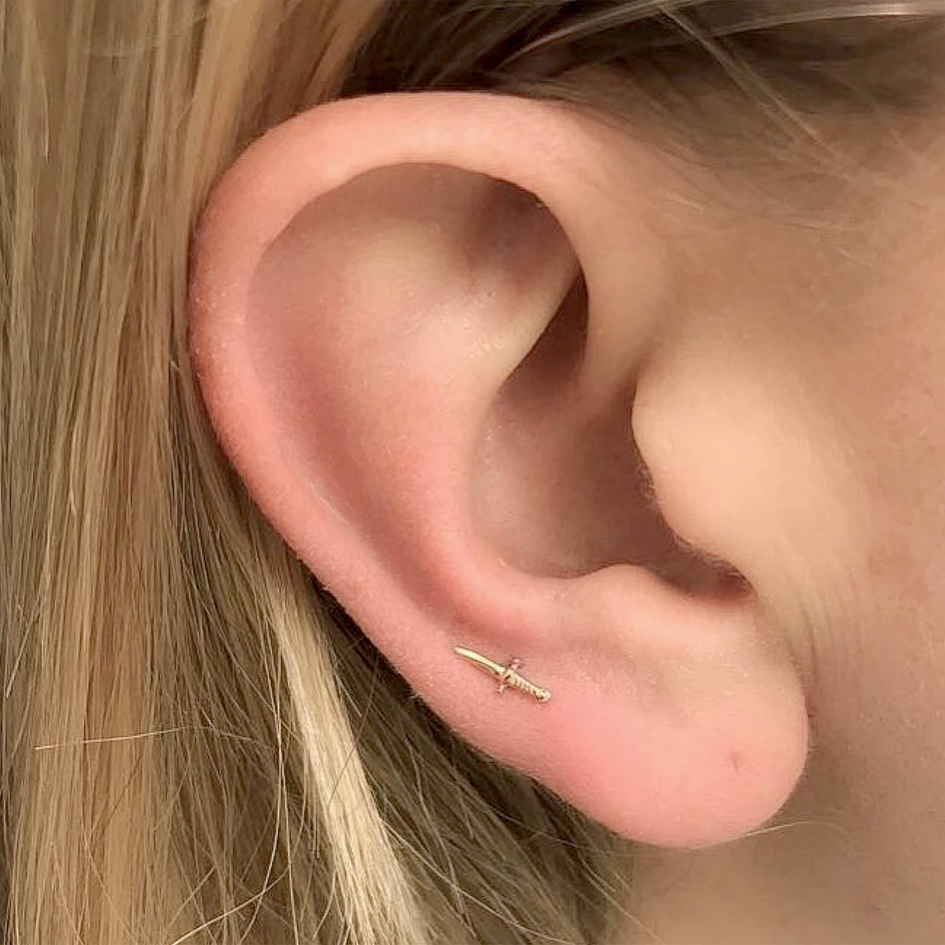 small hoops for top ear