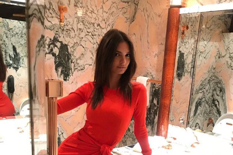 Emily Ratajkowski Instagram Feed Is A Sexy Feminist Magazine Glamour Uk 