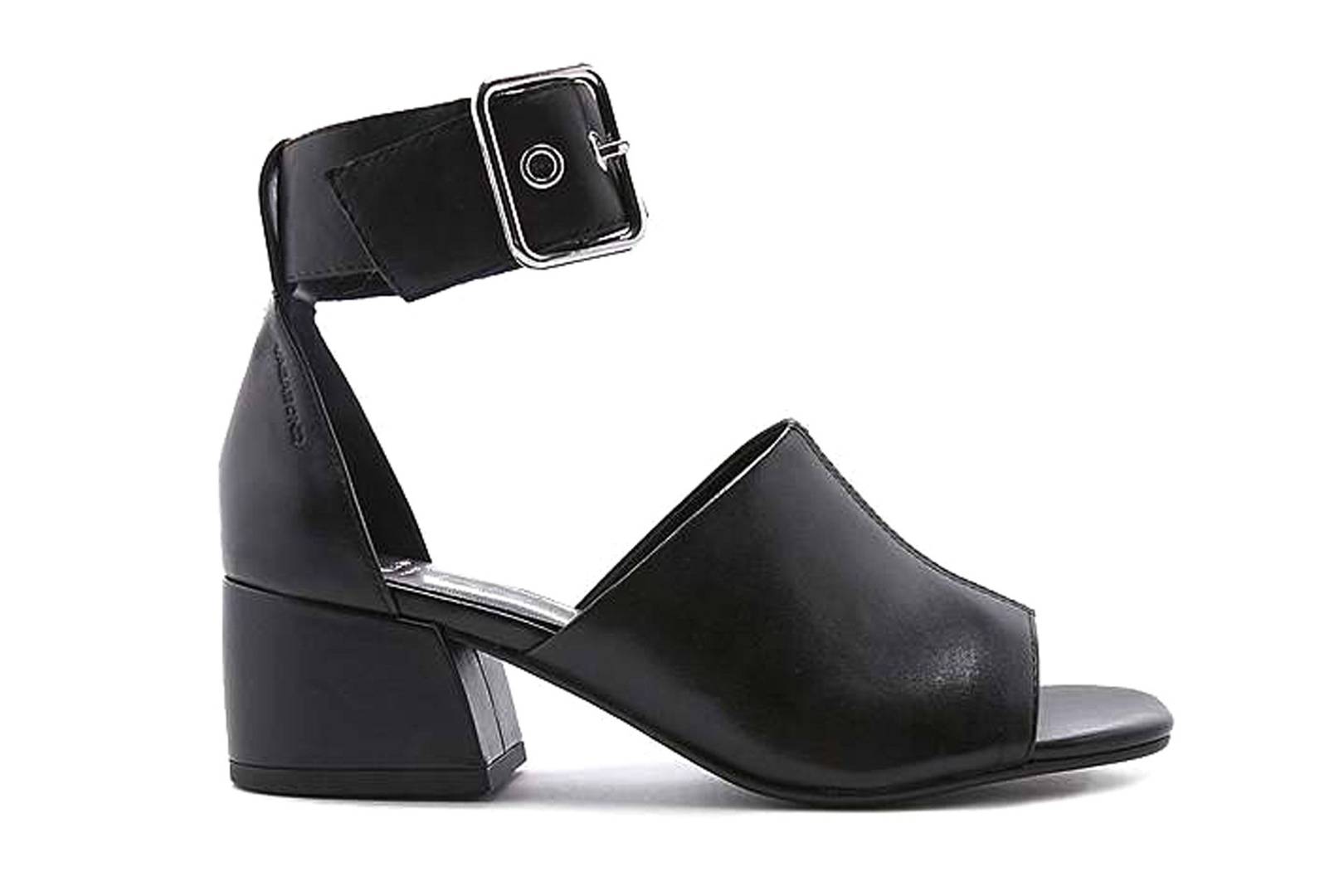 trendy mule shoes