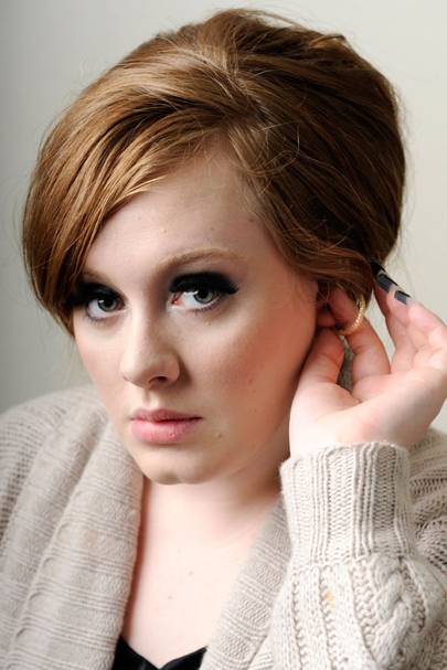 Adele Hairstyles & Beauty Looks 2017 - Look Book Pictures & Photos