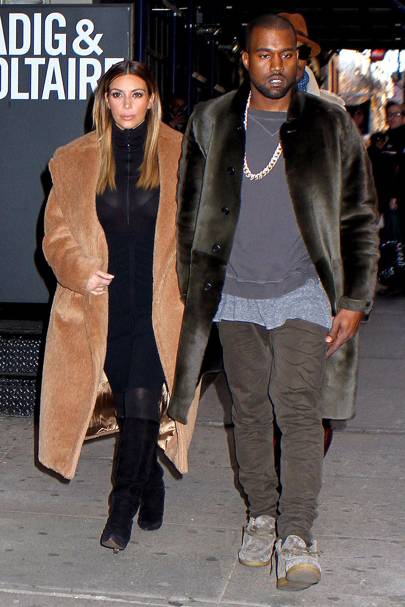 Celebrity couples who dress in matching outfits: Jennifer Aniston & Kim ...