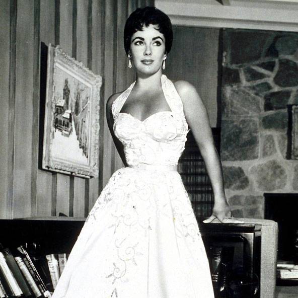 Elizabeth Taylor fashion style icon | Glamour UK