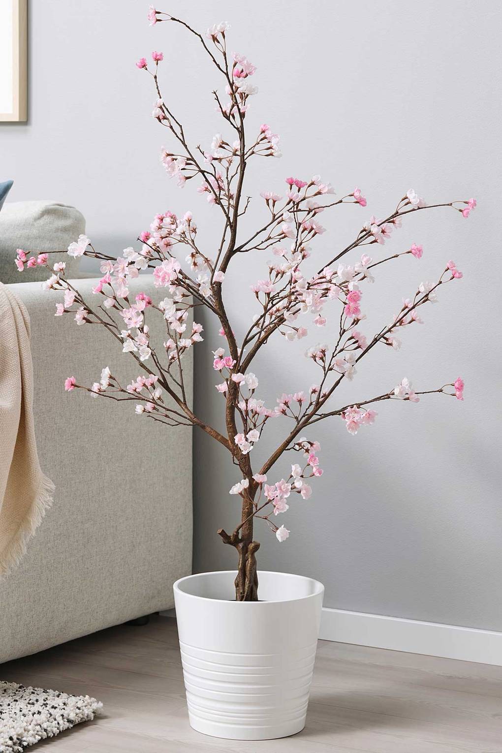 17 Best Artificial Flowers 2021 To Decorate Your Home Glamour Uk