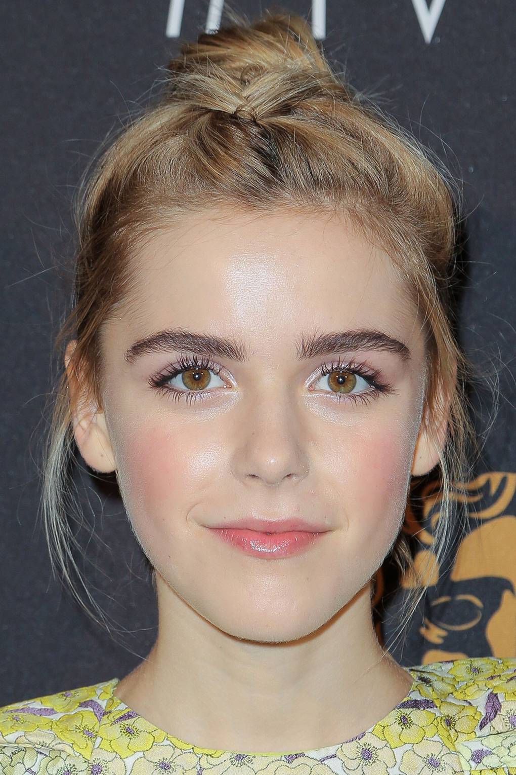 Kiernan Shipka hair & makeup - best celebrity beauty looks 2016