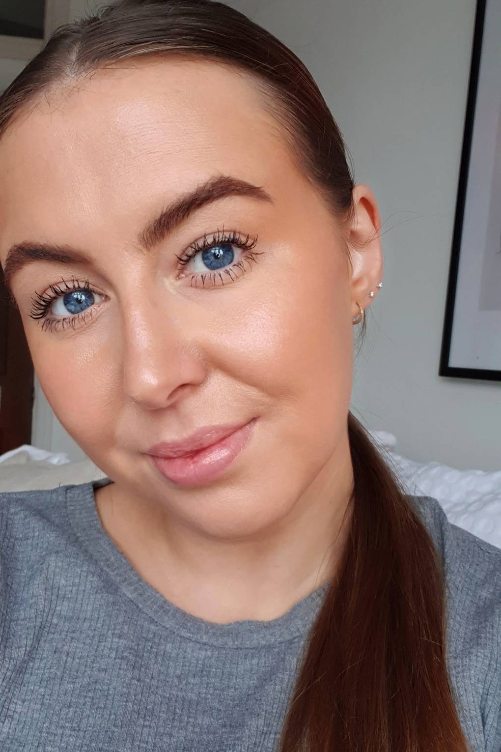 BECCA Cosmetics: 5 People Try The New Light Shifter Dewing Tint And