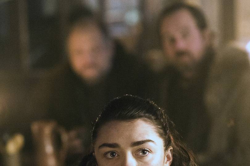 Game Of Thrones Arya And Sansa Reunite And The Internet Reacts