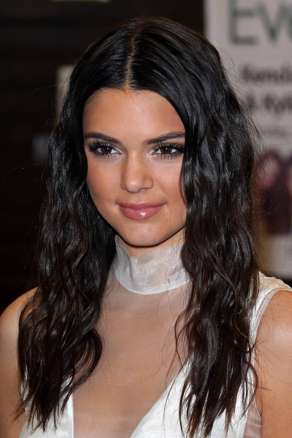 Kendall Jenner's Hair And Makeup: Her Best Beauty Looks | Glamour UK