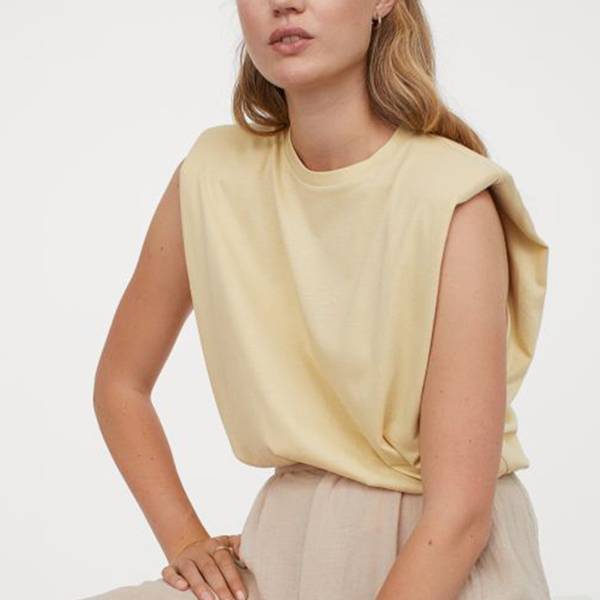 Is The Shoulder Pads Trend Set To Take Over The Puffed Sleeve? Glamour UK