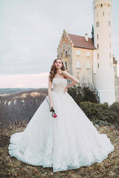 Exemplary Wedding Dresses UK for Fussy Ladies to Be